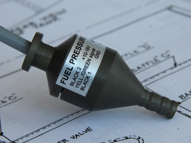 Fuel pressure sensor to the engine ROTAX 912 iS